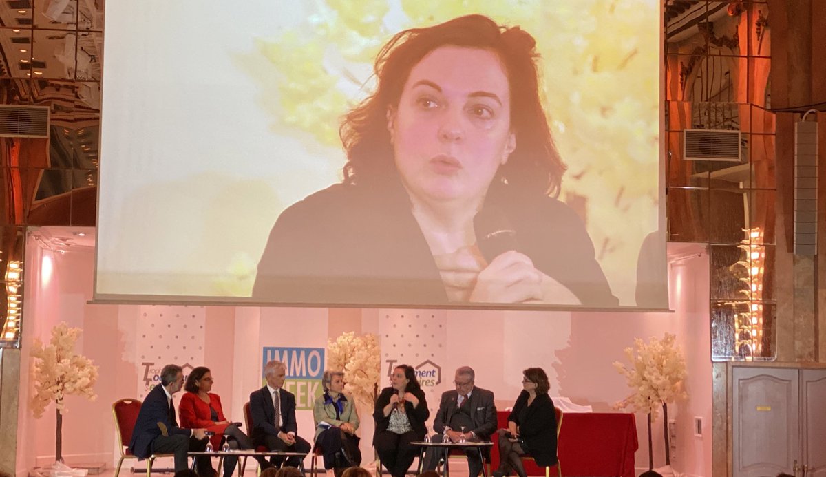 FanchonNorbert's tweet photo. @emmacosse aux #TLT2019 @immoweek « Le Coût des infrastructures publiques valorise les fonciers privés. Il faut repenser le prix des charges foncières » #immobilier #logement https://t.co/CBxntFOXFu