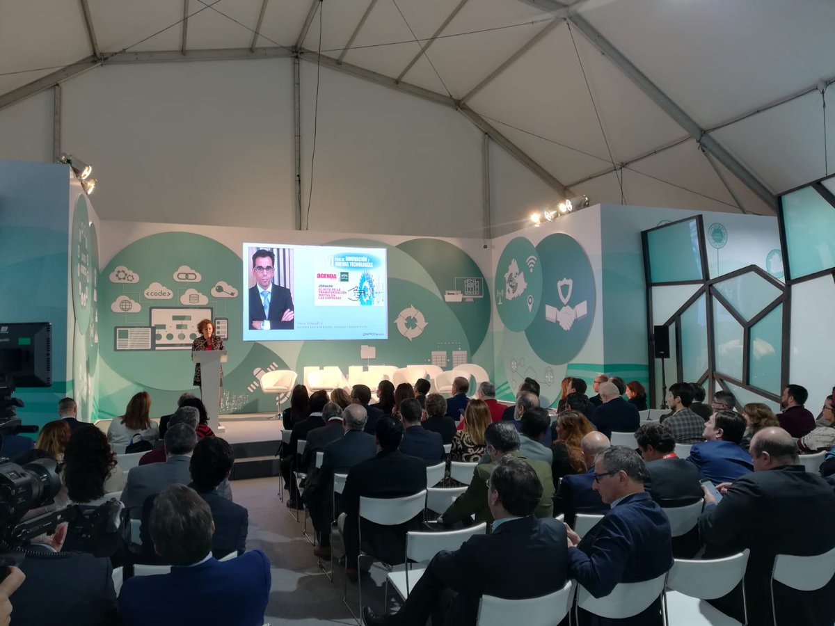 PABLORGAR's tweet photo. ¡Comienza #inproinnova2019! @INPRODipusevi https://t.co/Zi4M915lla