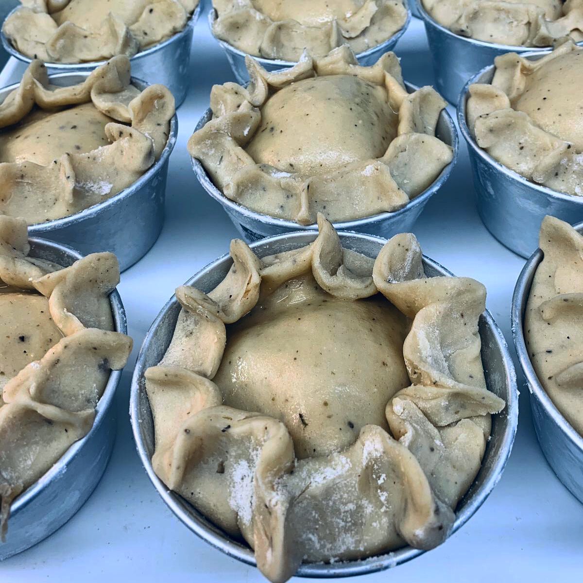 Elveden Inn tweet media