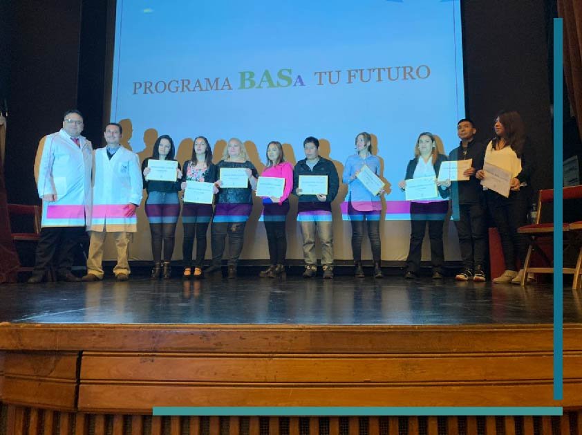 redbasa's tweet image. Desde el programa #BASATuFuturo, buscamos potenciar a nuestro personal en su desarrollo profesional y personal. 
Es por eso, que en conjunto con @InstMadreDeus, otorgamos 10 becas para cursos de Especialización en Pediatría, premiando el desempeño de nuestros enfermeros.

#Salud