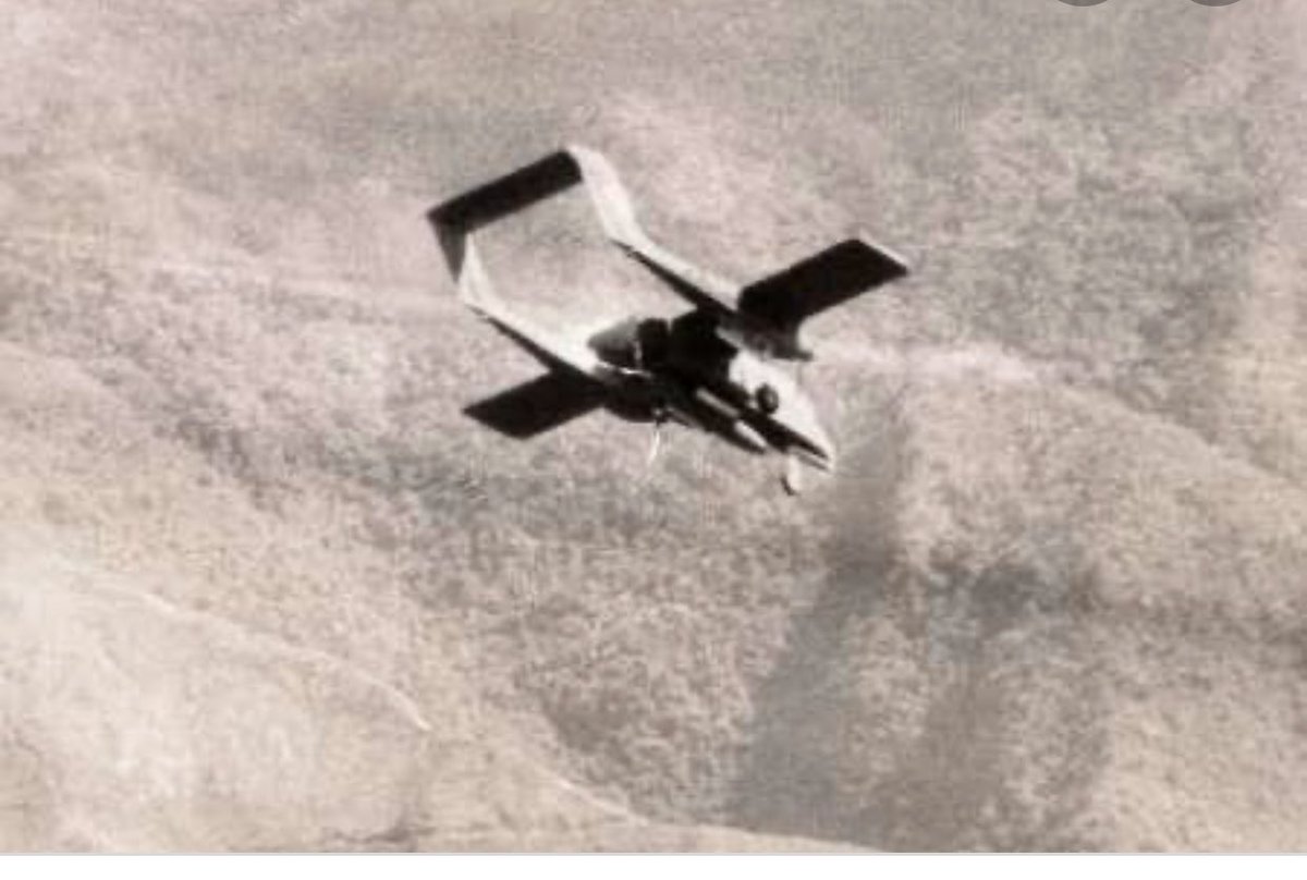 Hace 27 años,la muchachada militar decidió tomar un paso al frente para asumir la conducción de un movimiento cívico-militar q conllevará a un cambio en el país.A todos ellos y ellas,vaya mi más fraternal cariño y profundo reconocimiento.Honor y Gloria a nuestros mártires del 27N