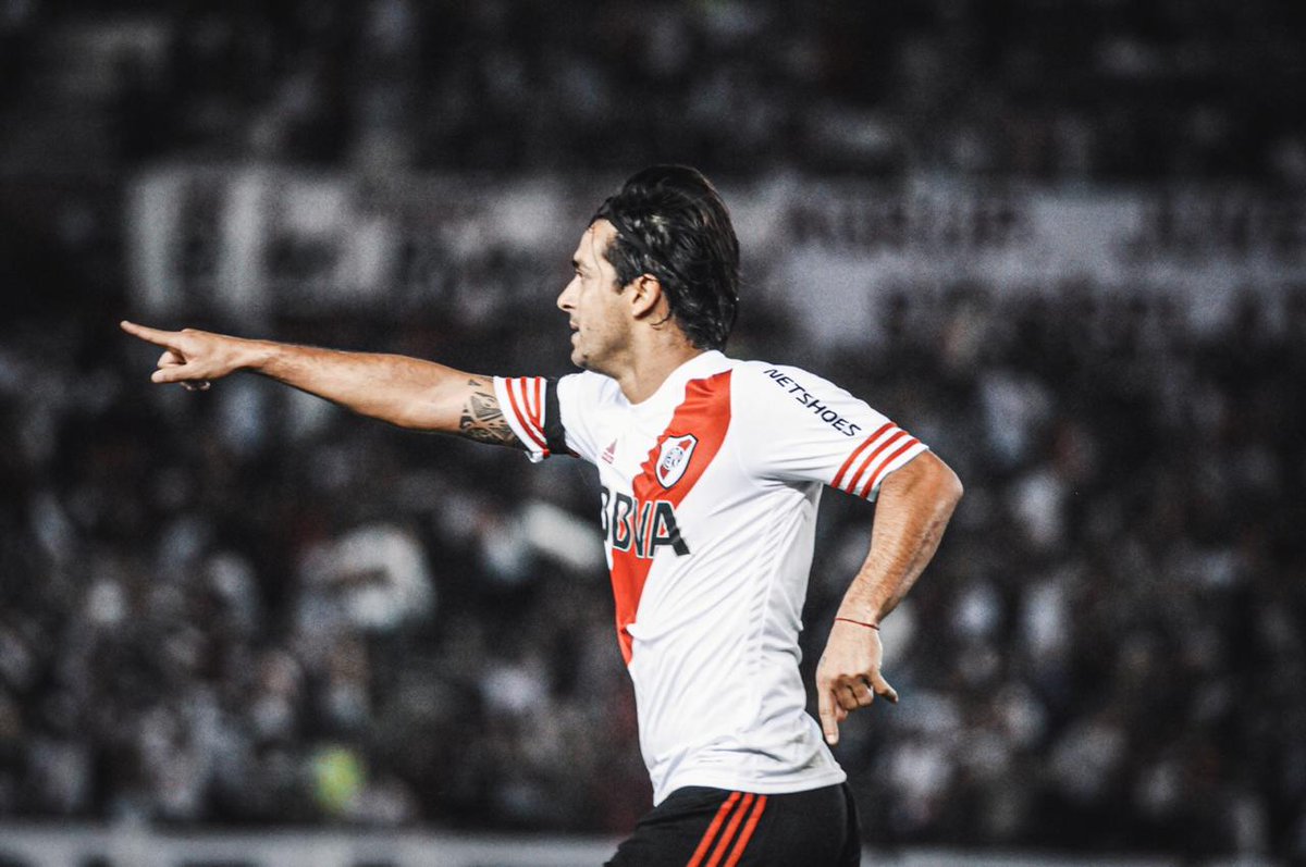 RiverPlate's tweet photo. 🔙 2014

Otra mirada de la noche en la que empezaba una historia 🏆 https://t.co/V0JdmJsTOG