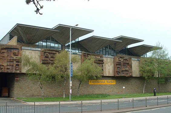 Last but not least, Queensgate Market, 1968-70, to the designs of the J Seymour Harris Partnership with Leonard and Partners as consultant engineers. Grade II listed for 'innovative use of cutting edge technology' construction 7/7