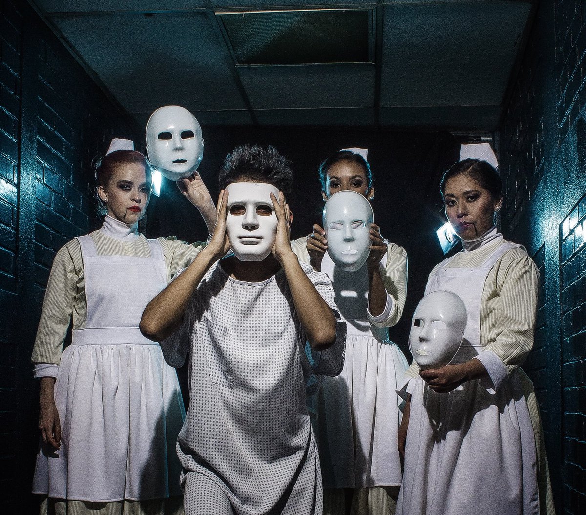 lamaletaproduc1's tweet photo. No dejen de ver dicotomía, teatro del absurdo, una comedia que los hará reflexionar nos quedan dos fines de semana, estaremos hasta el 8 de diciembre en el teatro de cámara Hugo carrillo https://t.co/d2eNrLoryU