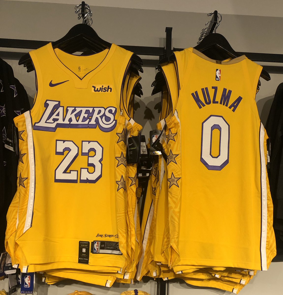 lakers gear shop