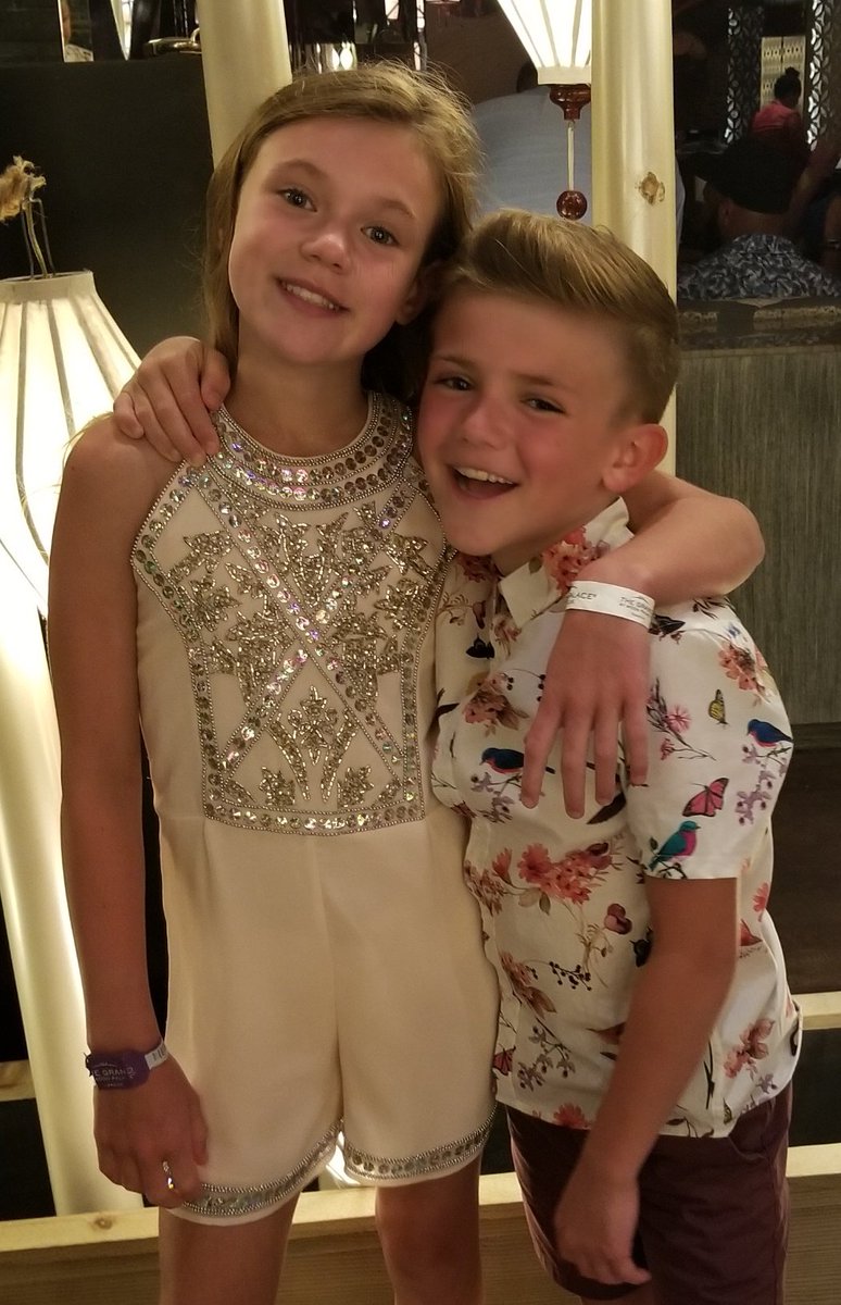Triggy1974's tweet photo. Happy birthday to our Beautiful Aunty Tanya and our Fabulous Agent @TMGLondon. We still love you even though you ban us from going on holiday 😂😘 https://t.co/DenajbGVsD
