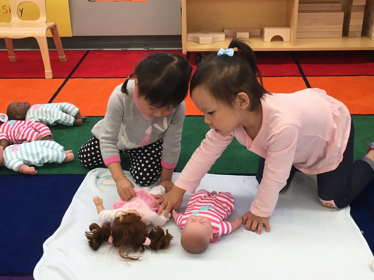 TheRichmondPrek's tweet photo. It was a short but busy week at the Richmond prek center. Look at all we accomplished in Mrs. Armato’s and Ms. K’s class. #creatinglifelonglearners @TheRichmondPrek @D31RichmondPreK @LongoDlongo3 @SnugHarborCCBG @SIMuseum @StatenIslandZoo https://t.co/Lky2P2uvX5