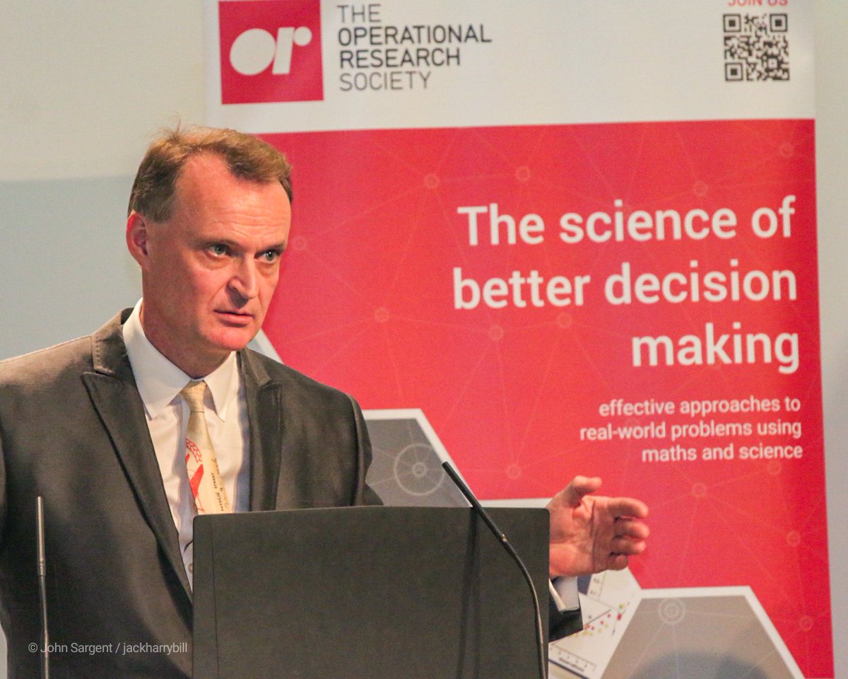 jackharrybill's tweet photo. Professor Philip Bond speaking about learning that can be gained from studying high performance teams and lessons from winning Olympic gold for building a better world at rhe @TheORSociety #Blackettlecture https://t.co/NuCxObsREP