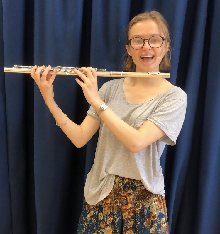GSADreamSeason's tweet photo. 🌊🧚‍♀️🏝MEET THE STORYTELLERS🧚‍♀️🏝🌊

Whirlybird would love to introduce you to the members of our storytelling team, starting with..

Beth!
who will be playing Ariel✨

Ariel is a mischievous but very loving faerie, who LOVES playing tricks on people!
#SENsational
#gsadreamseason https://t.co/7gB8104yUp