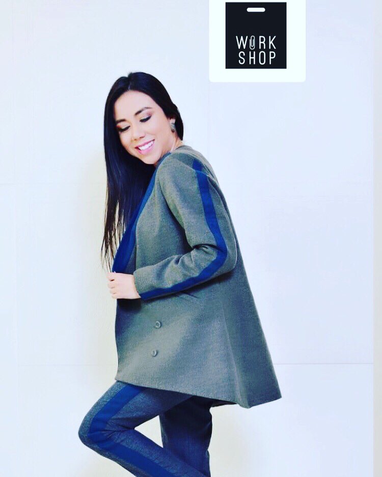 workshopf2b's tweet photo. Moda actual para mujeres diferentes 👠
Una propuesta para vestir y regalar 🎁 
Colores grises, azules y rojos son los icónicos de tendencia. La primera Eco Friendly collection Work Shop 📎
Después de varios meses de trabajo logramos crear prendas con materiales que cuidan el 🌍 https://t.co/DoIkYAz9bc