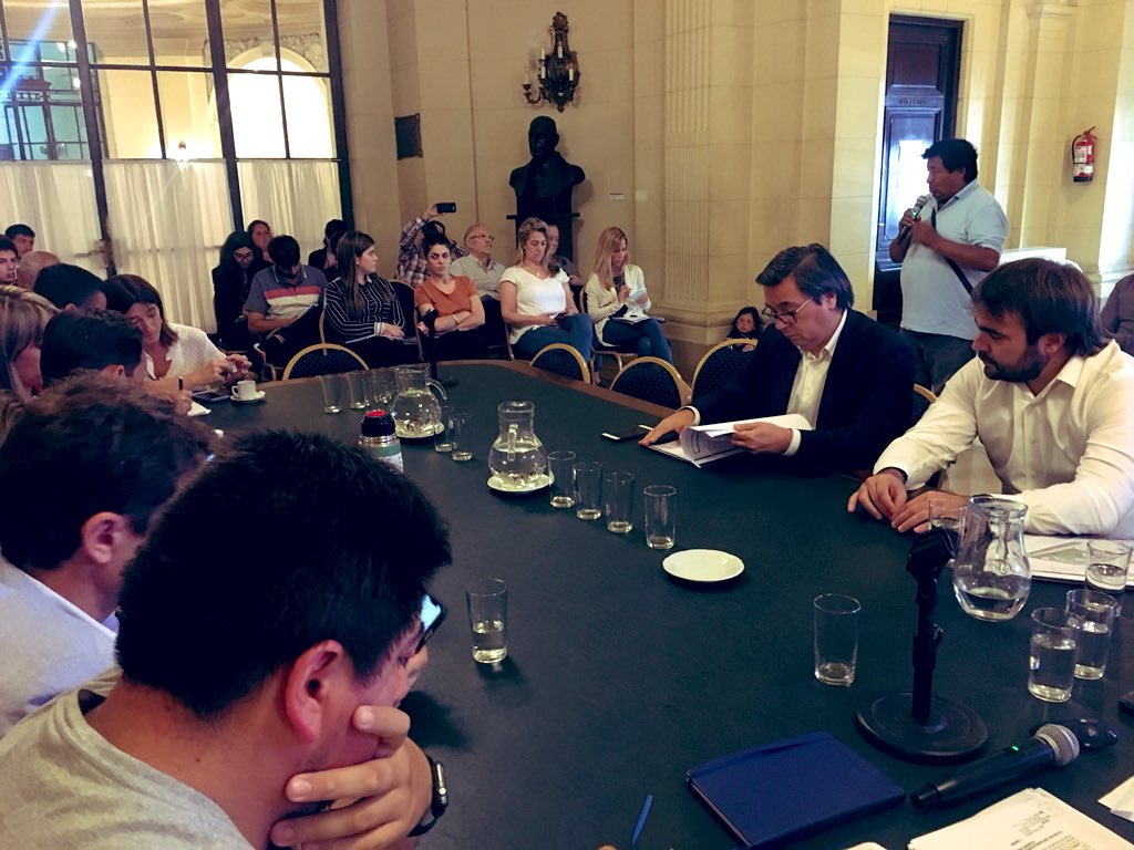 #Ahora en <a href="/LegisCABA/">Legislatura CABA</a> los legisladores trabajan en Comisión de #PlaneamientoUrbano