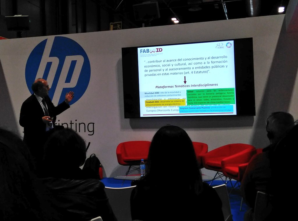 CSICmasI's tweet photo. Presentación de la Plataforma Tecnológica Interdisciplinar #fab3d del CSIC de crecimiento agregado en 3D de metales en #MetalMadrid19 https://t.co/Lg1puanREL