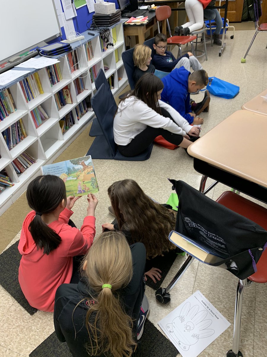 What a great way to start Thanksgiving break! We are so thankful for our yummy feast and awesome Reading Buddies! Happy Thanksgiving! 🦃🍁