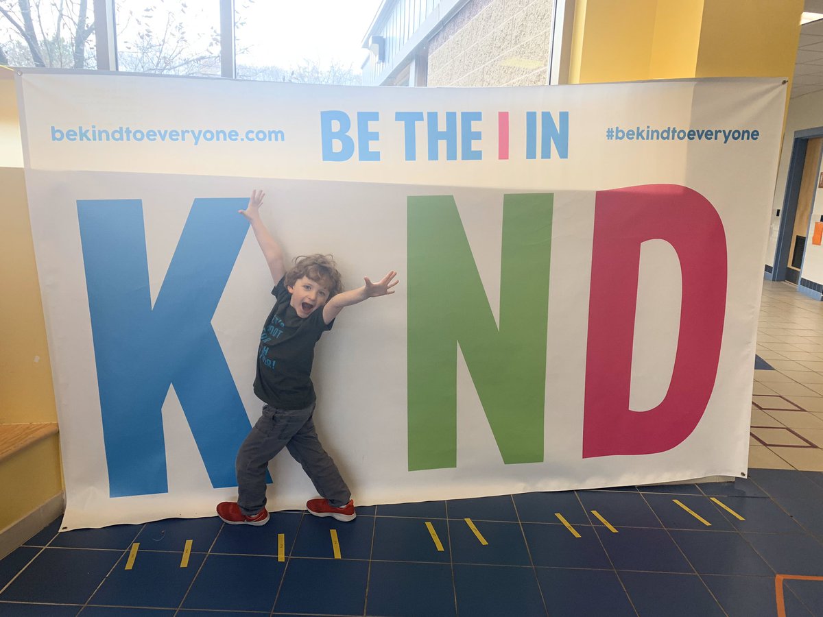 MacArthur Kindergarten Kindness tweet media