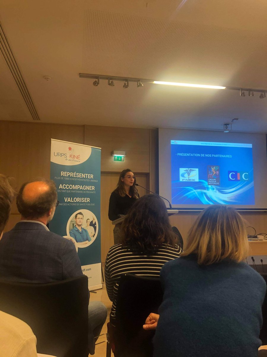 La_FNEK's tweet photo. Ce soir, @La_FNEK est présente à l'@URPSMKIDF pour la cérémonie de remise du #Prix #Irenee, récompensant les mémoires de néo-diplomés d'@iledefrance https://t.co/NFxjtOmR9Q