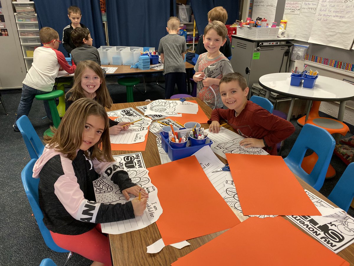 LablancC's tweet image. Thanksgiving STEM fun in 2nd grade!@DublinWL @WalledLkSchools