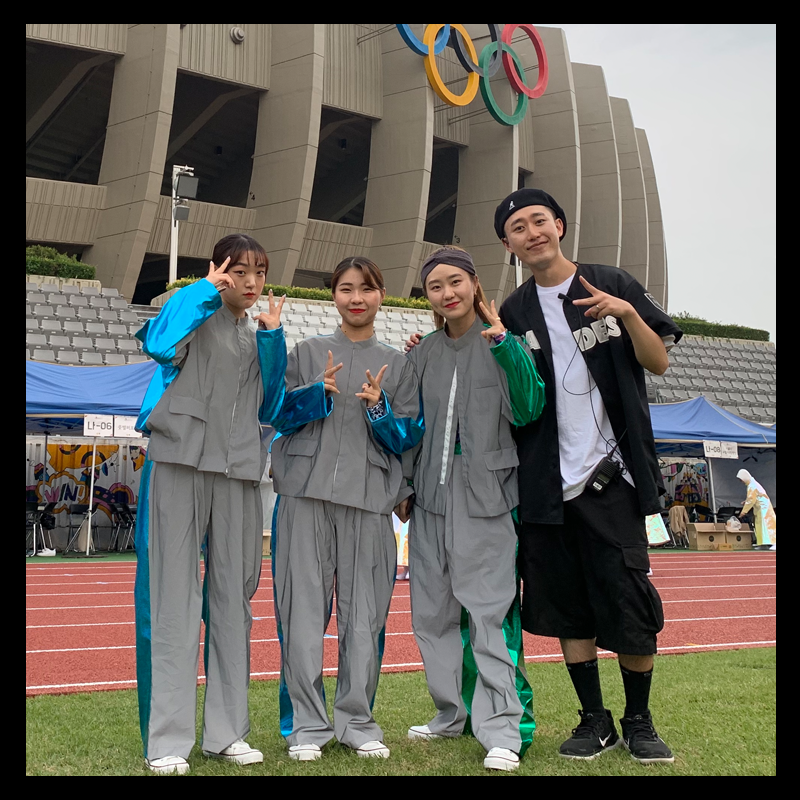 kac3200's tweet image. 올해로 100번째 맞이하는 #전국체육대회 와 39회 #장애인체육대회 의 개,폐막식에 실용무용예술계열 락킹 이유민(U-bong)교수님과 팝핀 Feelin 교수님께서 각 장르 안무 및 출연자로 참여하시고 16학번 김주영, 17학번 김지언, 18학번 김민선 학생이 역사적인 현장에서 출연하였습니다!! 🥳😍