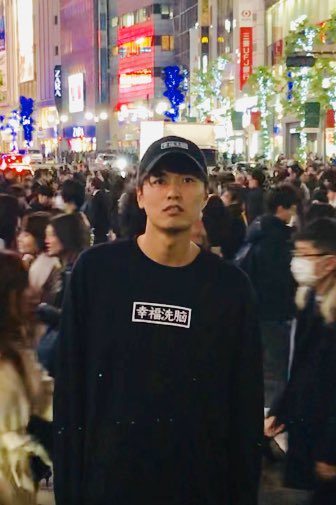 ASHiNA_190cm's tweet image. 【2度目の最終審査へ】
よしっ！

前回、最終で落ちて痛感したのは、
「何者でもない感」

この1年、オリラジ中田さんに直談判しに行ったり、アパレル始めたり、死に物狂いに自分を見出して来ました。

でも、まだ何者でもない。

受からなきゃ何の意味もない。
#吉本坂46
#吉本坂２期生オーディション