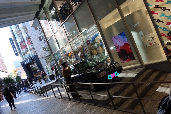 渋谷パルコ内通路にタクシー侵入 現地画像まとめ タクシーが階段落ちた まとめダネ