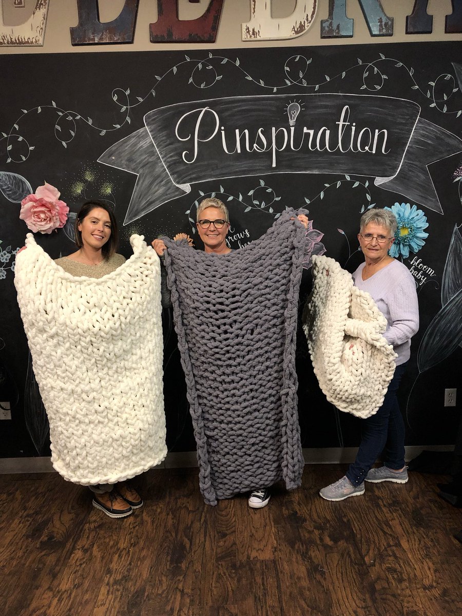 PinspirationAZ's tweet photo. Create your own Hand Knit, Chunky Chenille Blanket with Kozy Knit Designs on December 10th at @PinspirationAZ! Choose from 5 different colors (Light Pink, Dark Green, White/Cream, Red/Maroon or Gray. Yarn is included.
https://t.co/RGy7rs4Gld https://t.co/jlfGoSaKrG