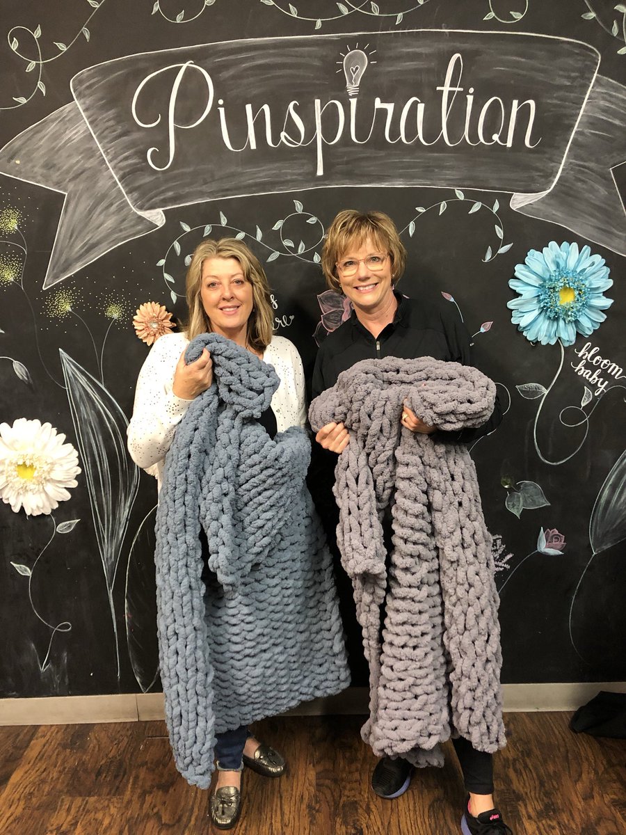 PinspirationAZ's tweet photo. Create your own Hand Knit, Chunky Chenille Blanket with Kozy Knit Designs on December 10th at @PinspirationAZ! Choose from 5 different colors (Light Pink, Dark Green, White/Cream, Red/Maroon or Gray. Yarn is included.
https://t.co/RGy7rs4Gld https://t.co/jlfGoSaKrG