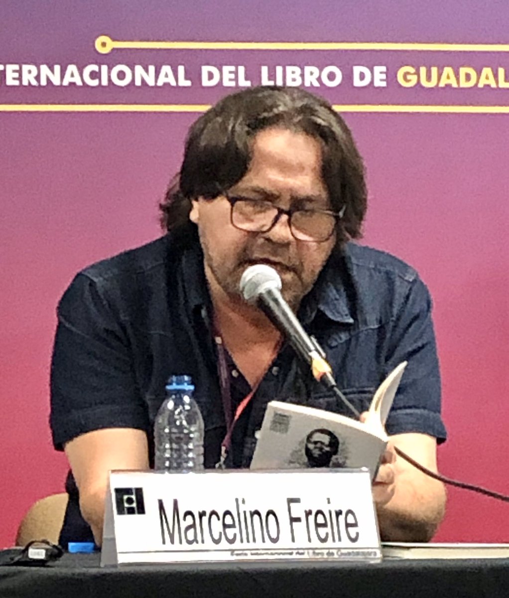 librosampleados's tweet photo. #librosampleados #CuentosNegreros #Brasil #FILGuadalajara #MarcelinoFreire https://t.co/czKq8rlCXq