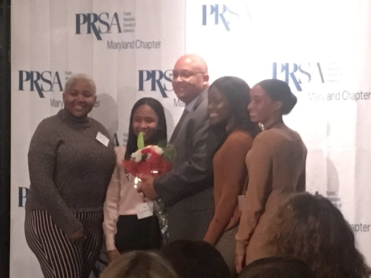 mori_oriowo's tweet photo. Congratulations @professordavem @HarrisIyanna5 @WEAA_StrategyS @cheyanne_gordon @PierceRoneisha #scomwriting19 @PRSA_MD https://t.co/3mlqPiBkub