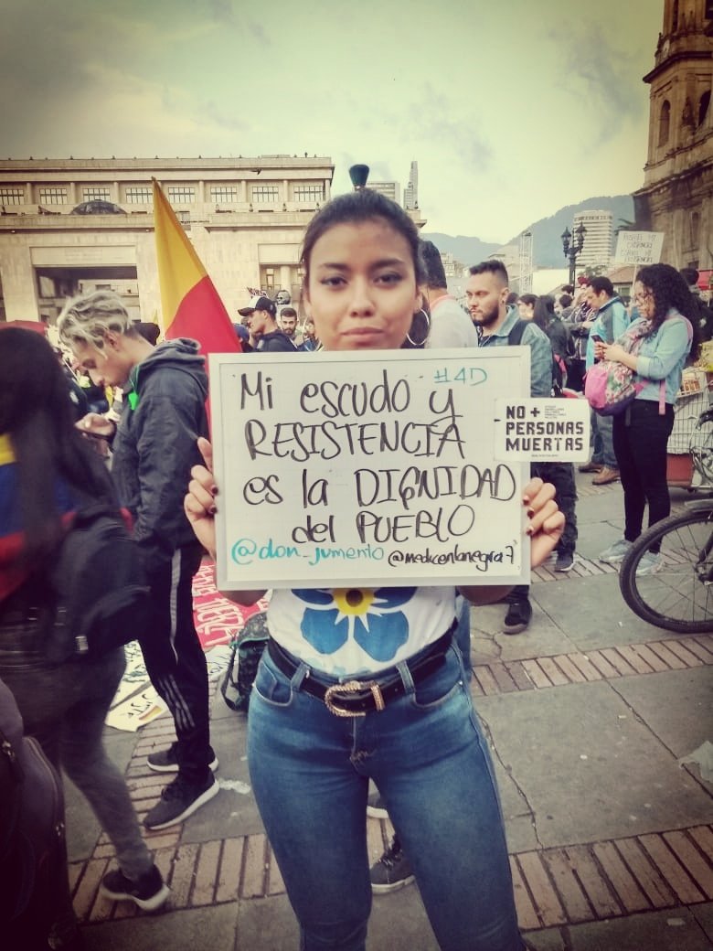 JumentoDon's tweet photo. ¿Y tú por qué paras?

#pararsignifica marchar por la dignidad
#elparocontinua 
#4D
#ParoNacional 
#4DParoPorColombia https://t.co/WqngtPUWnu