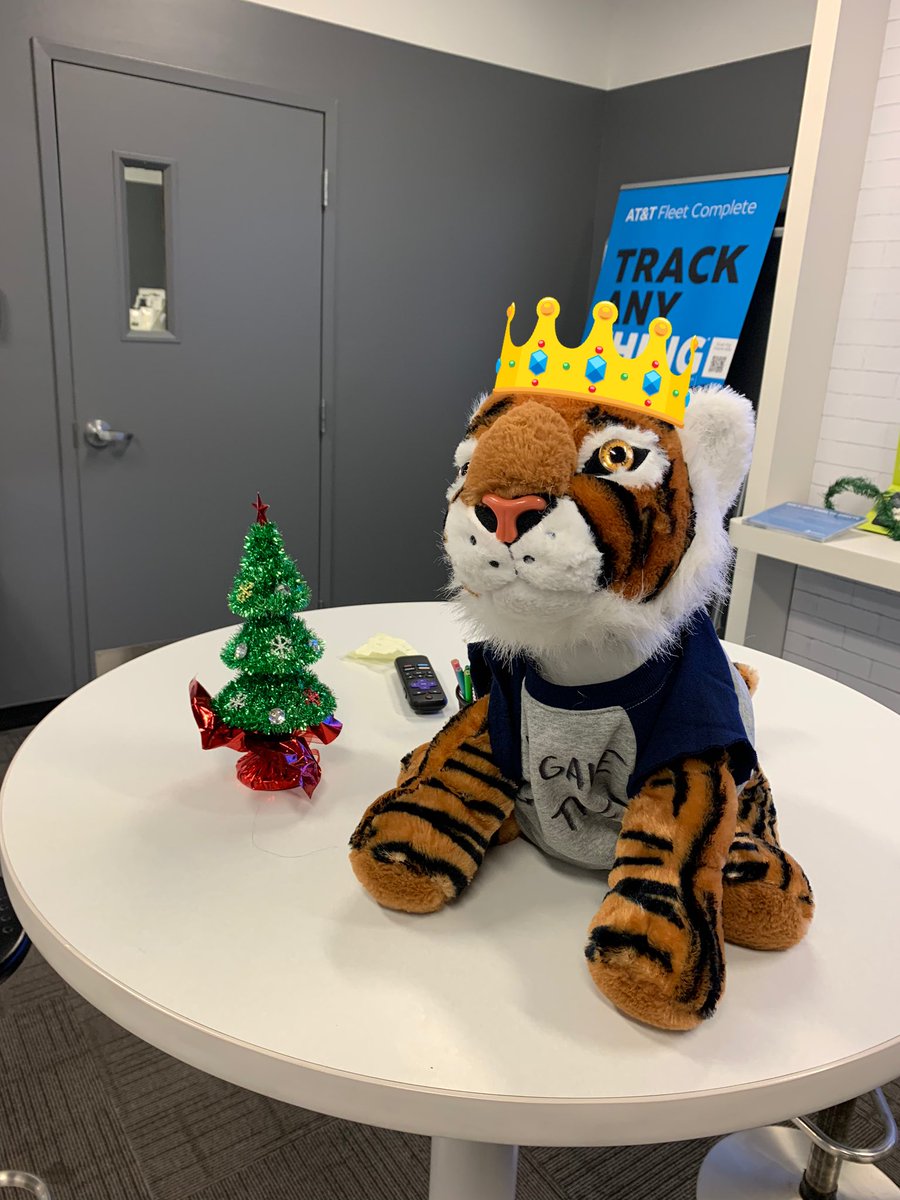 Congrats to Prime Huber Heights for being the first to take home Tony the Business Tiger!!! How long will they retain the Tiger? 🤔 <a href="/AaronTipple/">AaronTipple</a> <a href="/mbarninger84/">Matthew Barninger</a> @ScottMoneyMcKee @SOH_Hankins <a href="/Woody0709/">Chris Woodard</a>