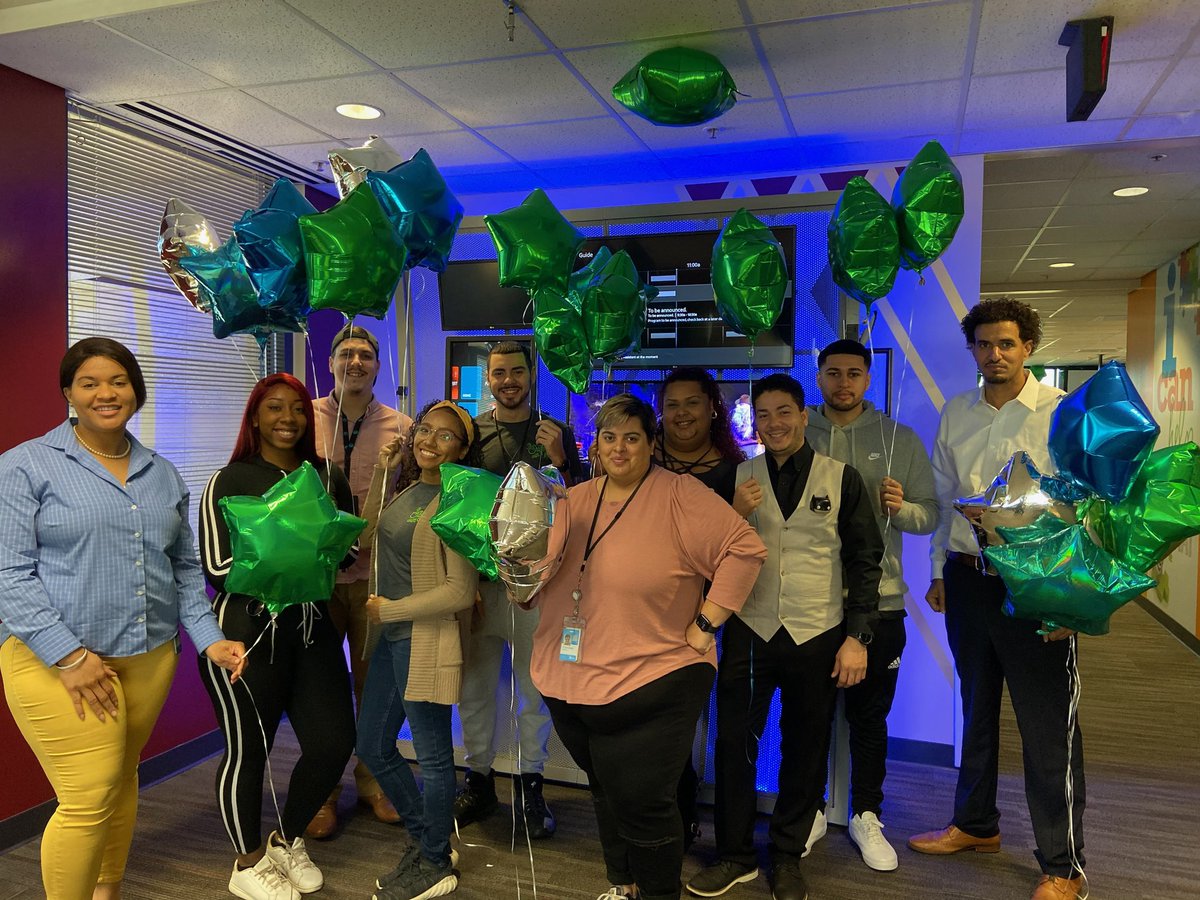 Definitely have to shout out our amazing team for having the best day yet with 13 📱 4 📺 and 3 💻!! Beyond proud of the accomplishments and the  amazing part is... ITS ONLY THE BEGINNING! #goalcrushers #DreamChasers #workhardplayhard <a href="/FlandersTeam1/">Flanders</a> <a href="/anthonyetuggle/">Anthony E. Tuggle</a> <a href="/ORLANDOSHINES/">ORLANDOSHINES</a>