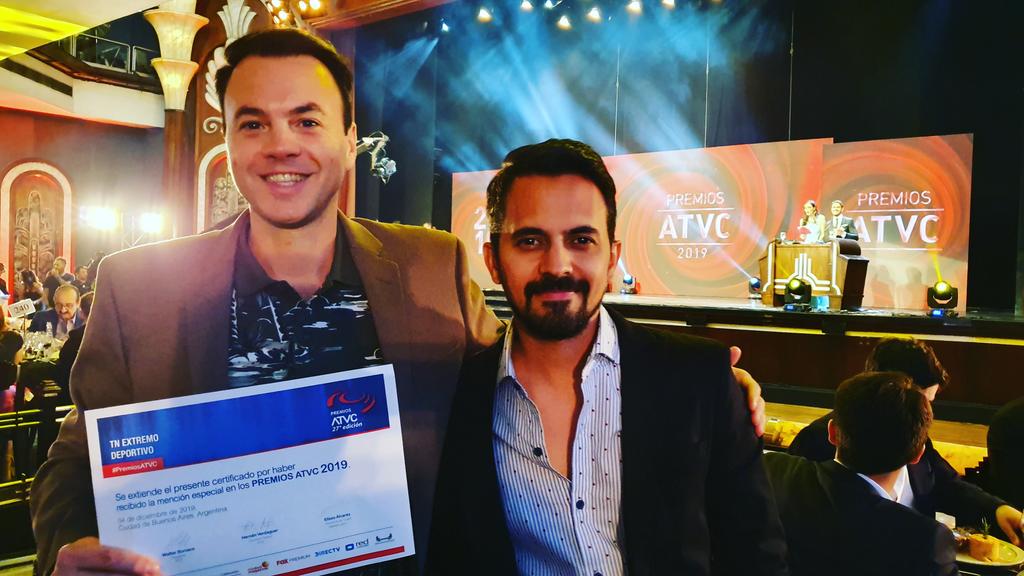JuanButvilofsky's tweet photo. Aguante @TNExtremo ! #PremiosATVC "Distinción del Jurado". https://t.co/myPCEjZmjP