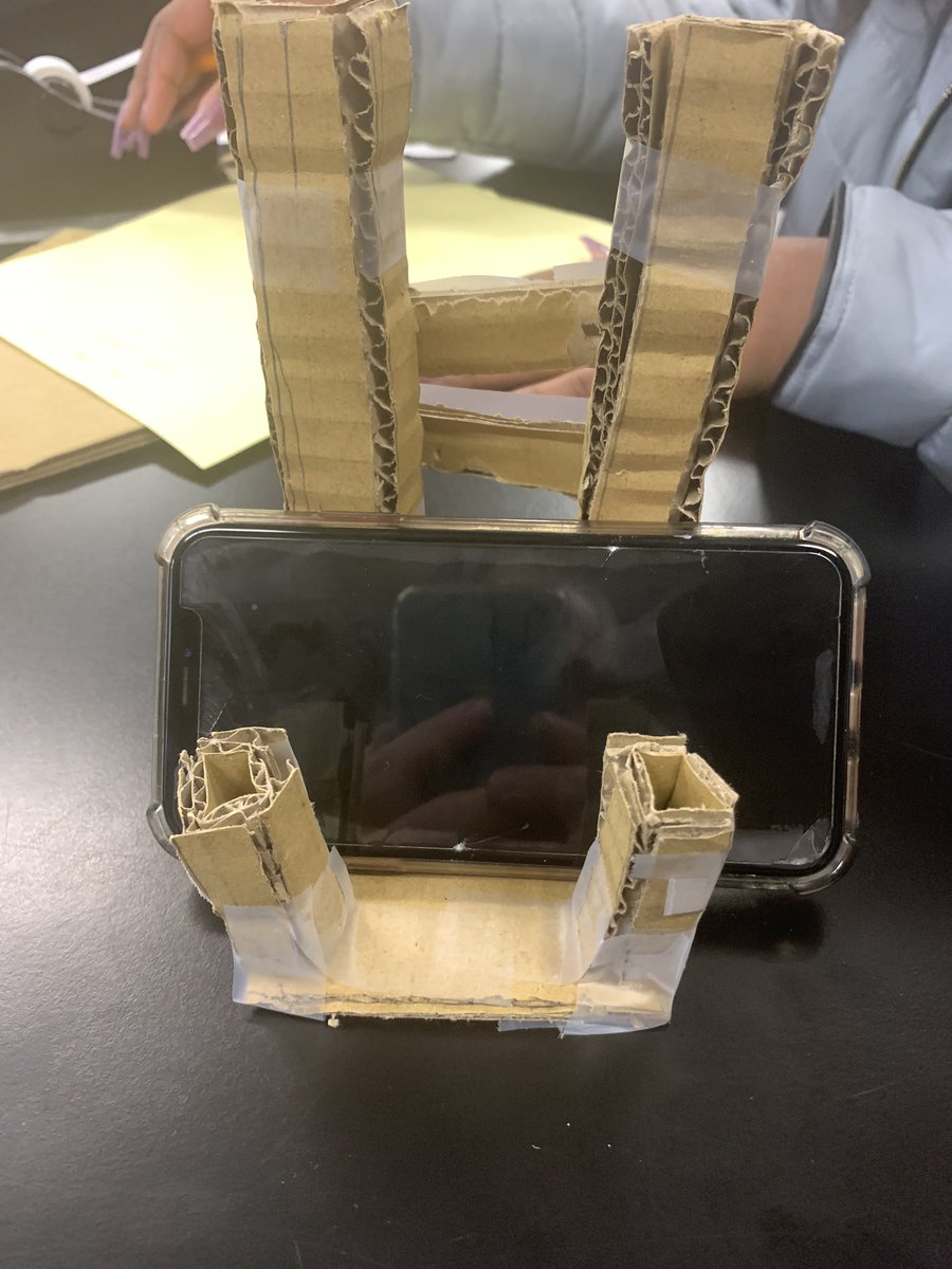 JamesHemming4's tweet photo. More cell phone holder designs at Dundalk High @MrEandre @MrEandre @CTE_BaltCoPS #bcpsengineering https://t.co/FrsSolN0V3