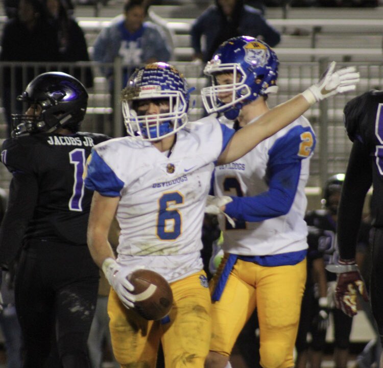 camnhendo1's tweet photo. Honored to be named All-Region 2-AAAA @CoachWash4 @DdogFootball @CoachCummingsFB https://t.co/wX0U0yjSW5