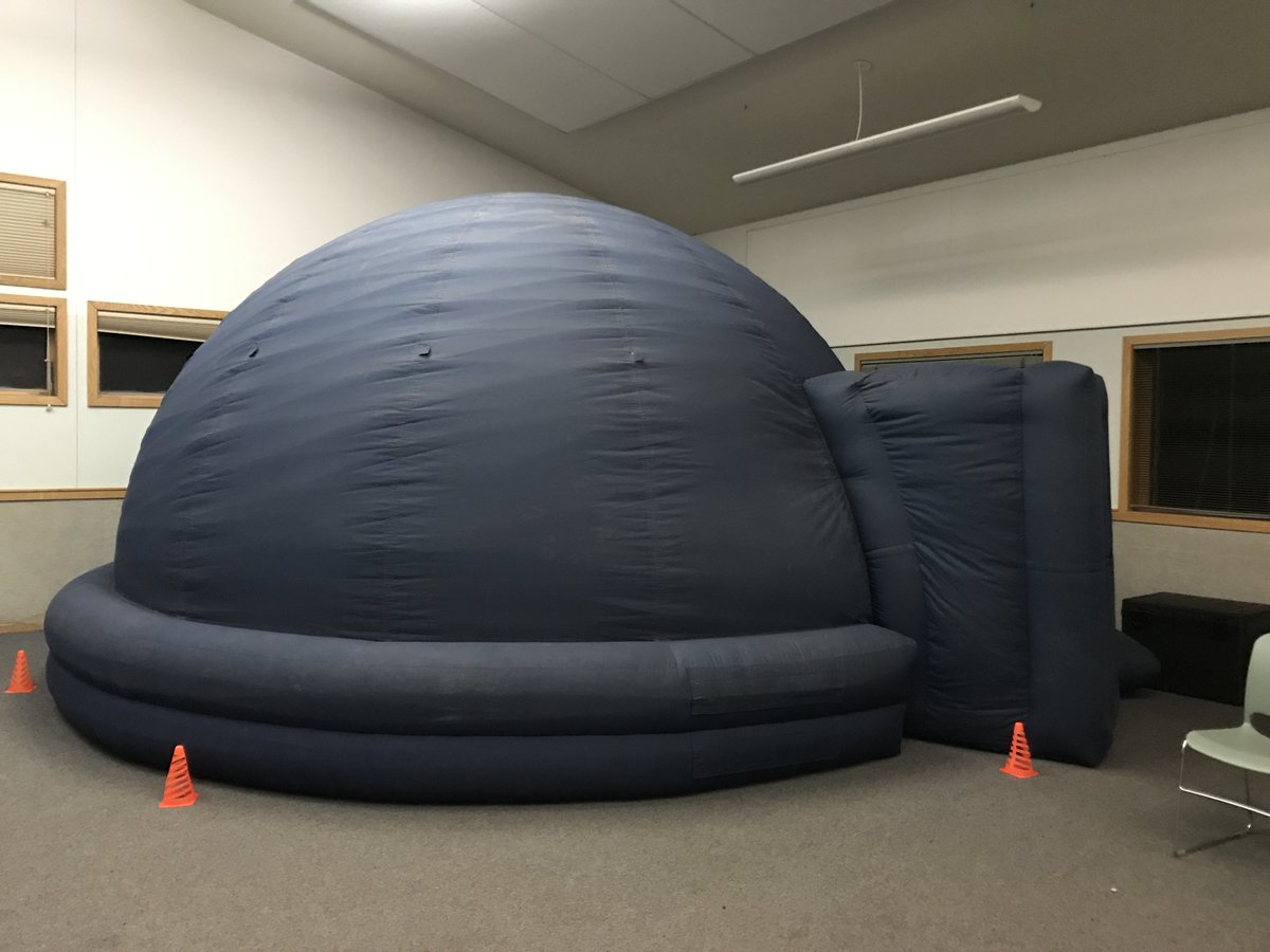 GrainwoodPLS's tweet photo. Star Lab, Owl Pellets and more Rock Climbing for #Grainwood students tonight at WolfRidgeELC. https://t.co/2PkH2rNeDF