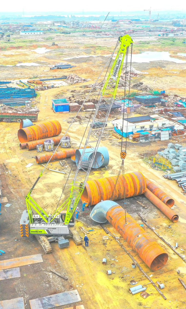 ZoomlionMx's tweet photo. Zoomlion 100t crawer crane ZCC100H https://t.co/2x0KqK8OLs