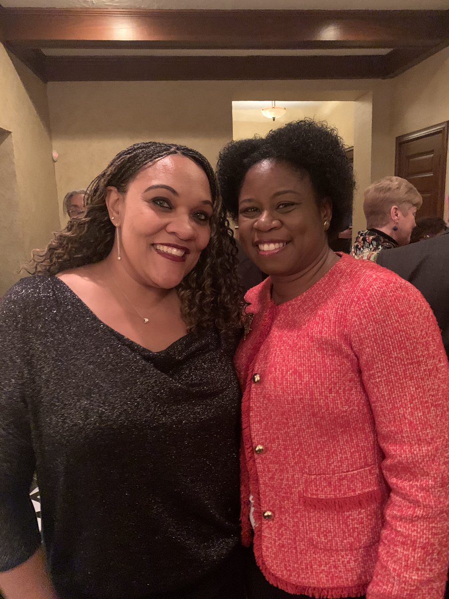 shelltalk4u's tweet image. Honored to be invited to the home of OSU President Michael Drake, for his annual holiday party. Had a wonderful time with some very good friends. 
@The Ohio State University