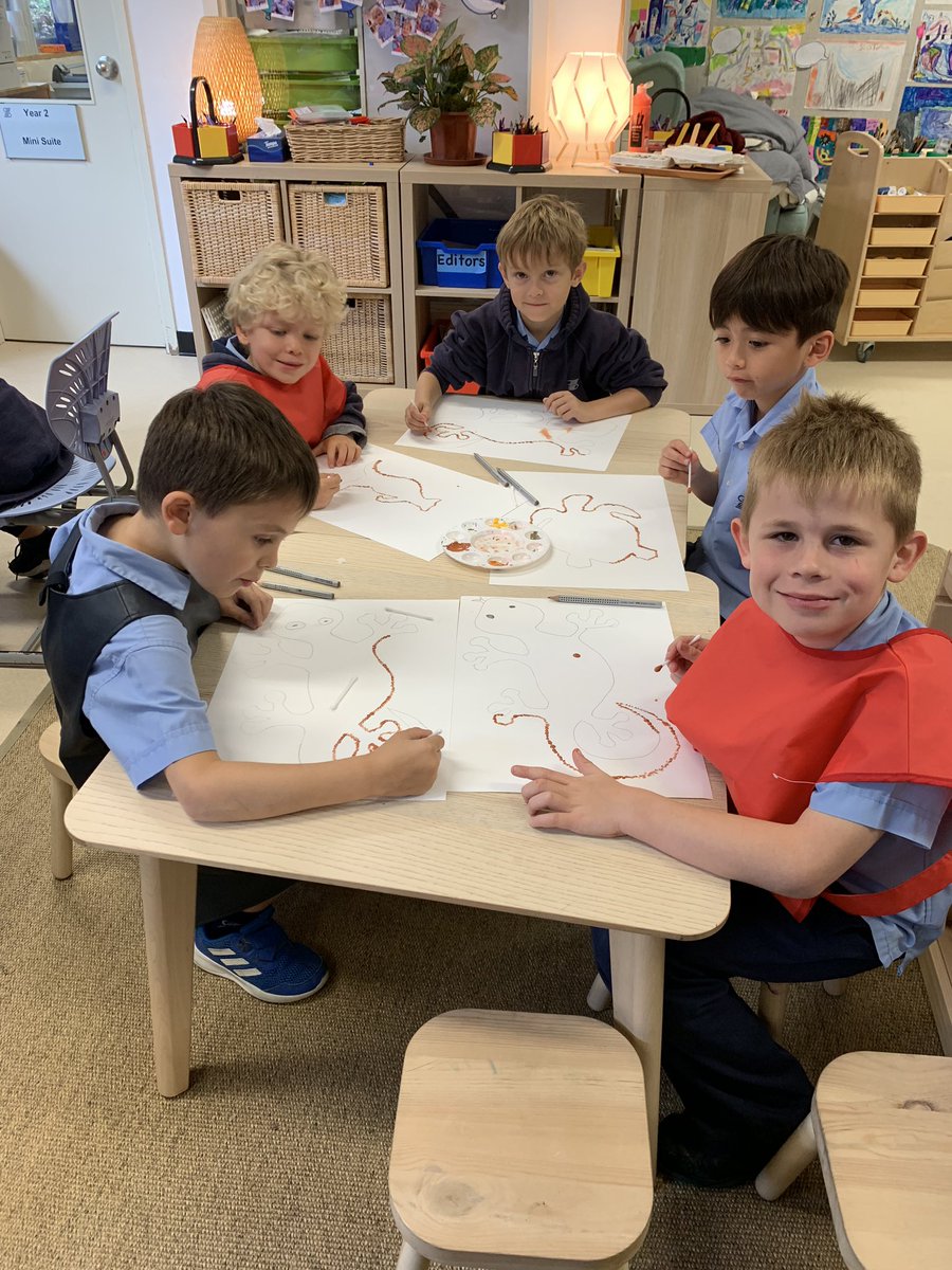 Aboriginal art in EY2HR