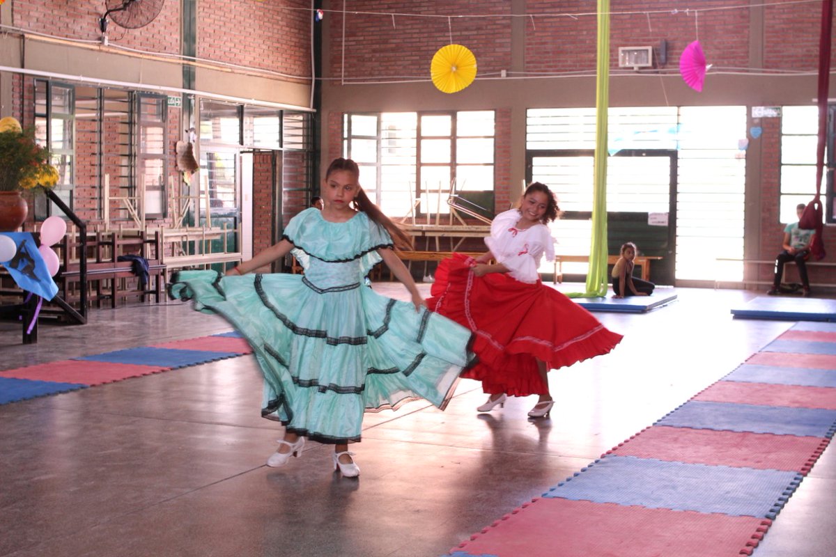 Puro talento!!! Los resultados cuando se enseña con el alma!!! 🤗 <a href="/NahirPadilla1/">Nahir Padilla</a> <a href="/AlancayDel/">CAROLINA ALANCAY</a> <a href="/GildaArty23/">Gilda J.</a> <a href="/maricardenas_26/">Mariela Cárdenas</a> <a href="/patriciapinasco/">Patricia Pinasco</a> <a href="/fguillesaavedra/">GUILLERMO SAAVEDRA</a> <a href="/diegojamoreno/">Diego Moreno</a> <a href="/zcarmensoledad/">Zúñiga Carmen</a> <a href="/FanjulGabriel/">Gabriel Fanjul A.</a> <a href="/IvanaZotelo/">Ivana Zotelo</a> <a href="/rubem_dario29/">ruben dario flores</a> <a href="/AguirreCecilia5/">Aguirre Cecilia</a> <a href="/CarlaTejerina30/">Carla Tejerina</a>