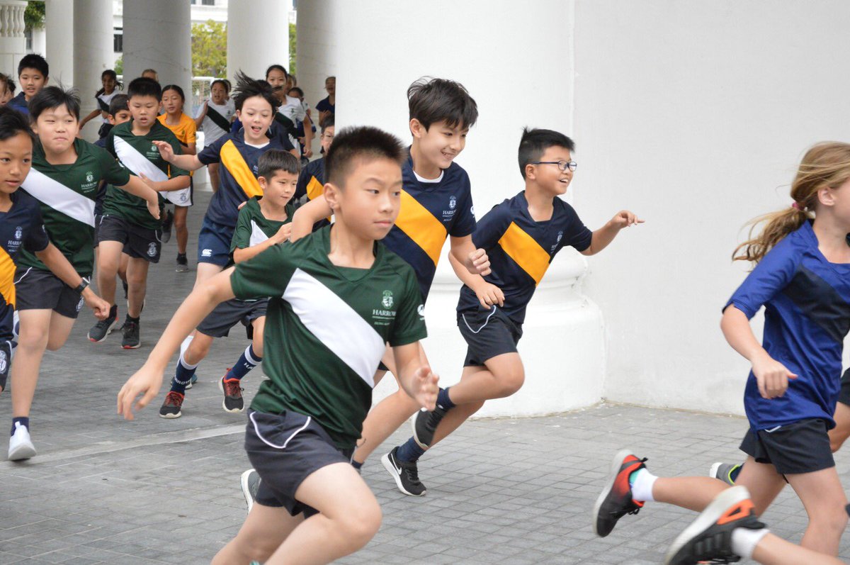 HHKSShackleton's tweet photo. Another successful day out on the XC course for the #boyofshackleton as they jostled for position against @HHKSDarwin and @HHKSBanks! Shout Outs to Kit and Matt for leading the way in their races, and to the Y7s for emerging victorious overall! @HeadHarrowHK @Harrow_HK https://t.co/JeGpCqVAAh