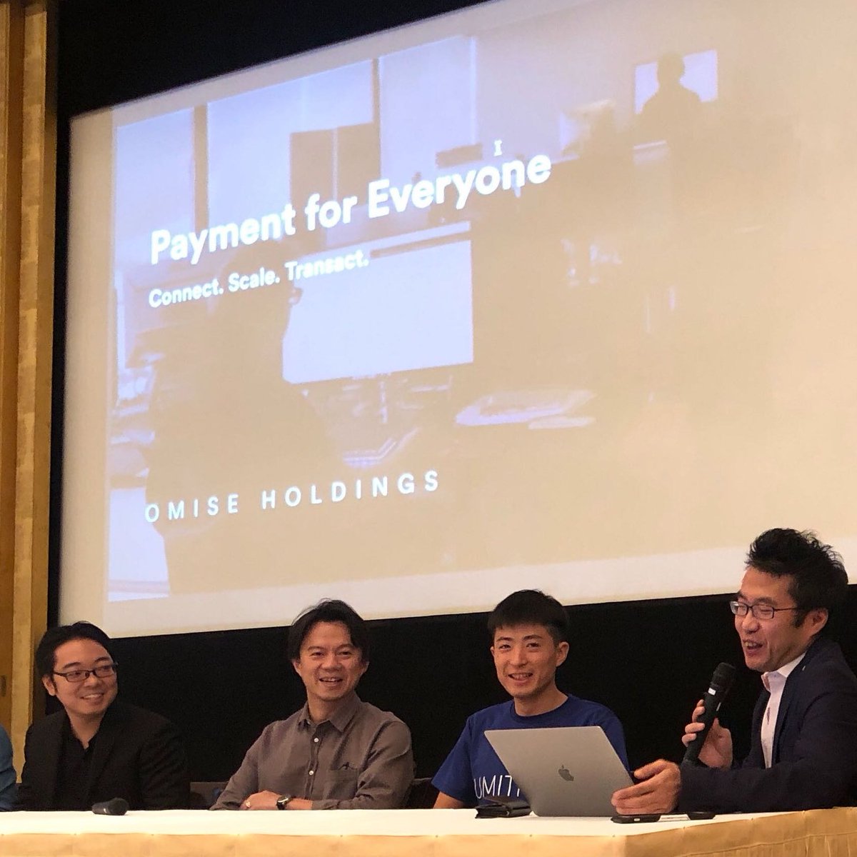 Yesterday, @JUN_Omise presented Omise Holdings’ businesses and their relevance in an ever evolving financial landscape to a crowd of 100 people. Thank you HE Shiro Sadoshima and the Embassy of Japan in Thailand for the opportunity. 

#Omise #OmiseGO #GOExchange #blockchain