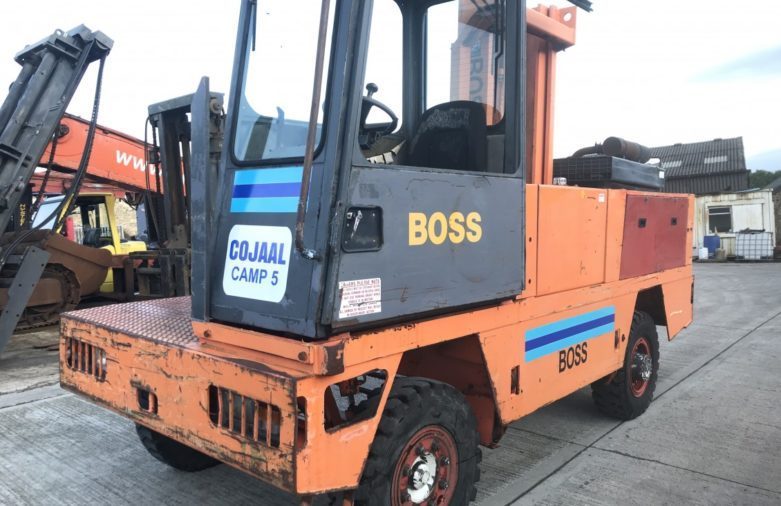 BOSS 546 Sideloader Forklift: Found on UK Plant Traders C/w full cab, low mast, Perkins engine, as new tyres and all good condition, one of the last machines built The post BOSS 546 Sideloader Forklift appeared first on UK Plant Traders. dlvr.it/RKhYWW