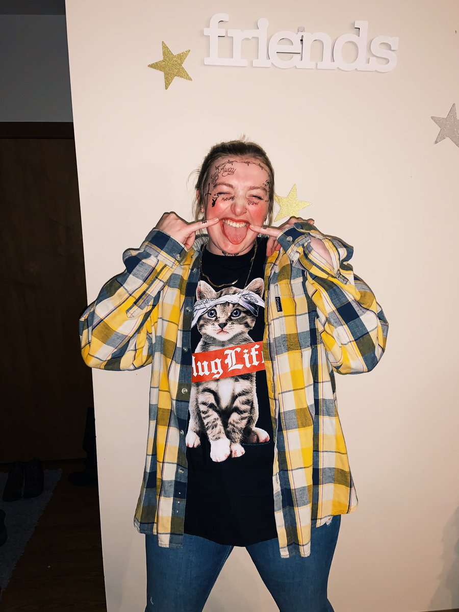 Anna Sauer tweet media