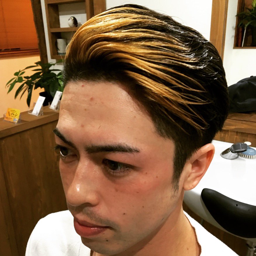 Barbershop Tadao U Tvitteri 守谷市床屋 バーバーショップタダオ メッシュカラー メンズカット 顔剃り シェービング ツーブロックスタイル フェード 年末のご予約受付しております