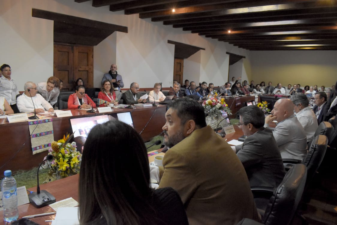 SSalud_mx's tweet image. La comisión consultiva de Salud Pública del @ConasaMx propuso revisar los lineamientos generales sobre expendio y distribución de alimentos y bebidas procesadas en escuelas del sistema educativo nacional. IV Reunión Ordinaria del #CONASA