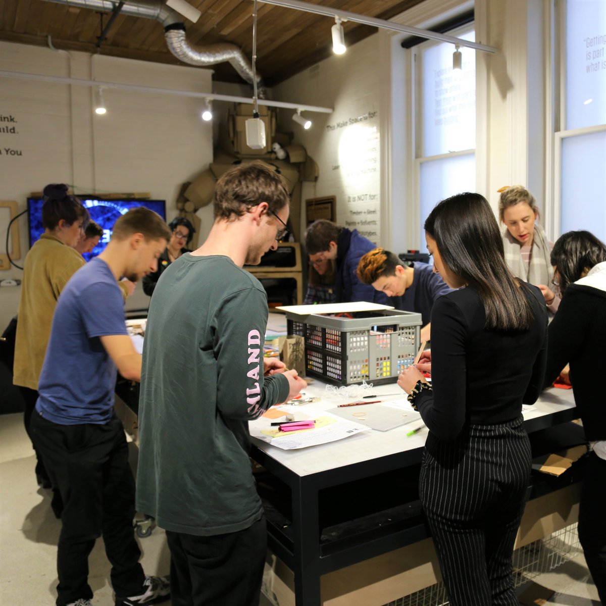 Congratulations to Swinburne's PAVE Family Violence Prevention Student Project who won the team Vice-Chancellor's Inclusion &amp; Diversity Award. 15 students took part in a design sprint facilitated by @DFMelbourne aimed to tackle violence. Find out more here swi.nu/3pbmr