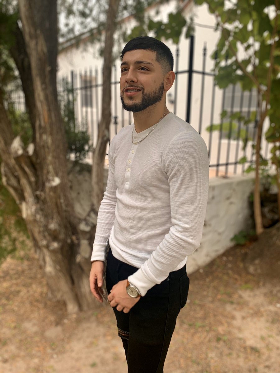 jerome0308's tweet image. giving looks, I contribute to fashion