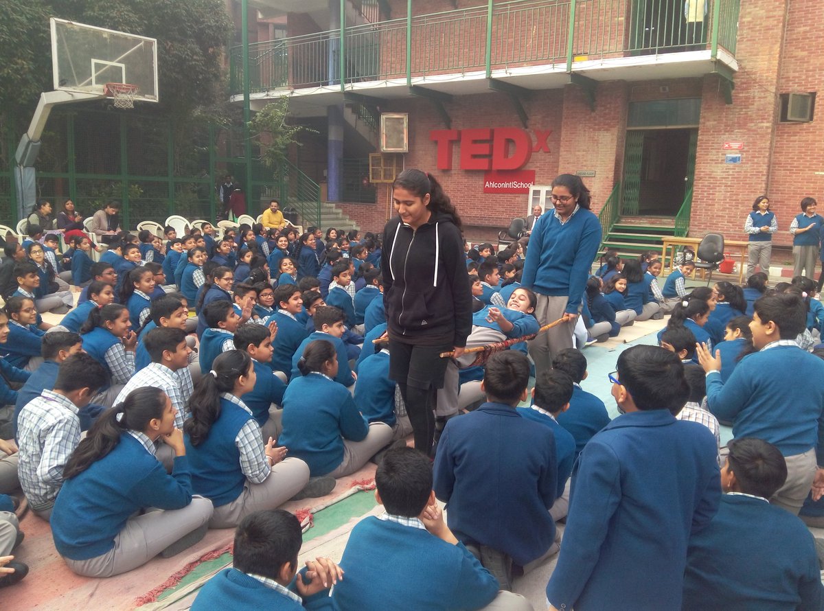 Alert and Well Trained citizens may save lives. #ImprovisedStretcher 
#LifeSkills #DisasterManagementTraining #ISA #AhlconIntl <a href="/ashokkp/">Ashok Pandey</a> <a href="/y_sanjay/">Sanjay Yadav</a> <a href="/pntduggal/">PUNEET DUGGAL</a> <a href="/sunita_rajiv/">Sunita Rajiv</a> <a href="/namita6471/">Namita Bhagat</a>