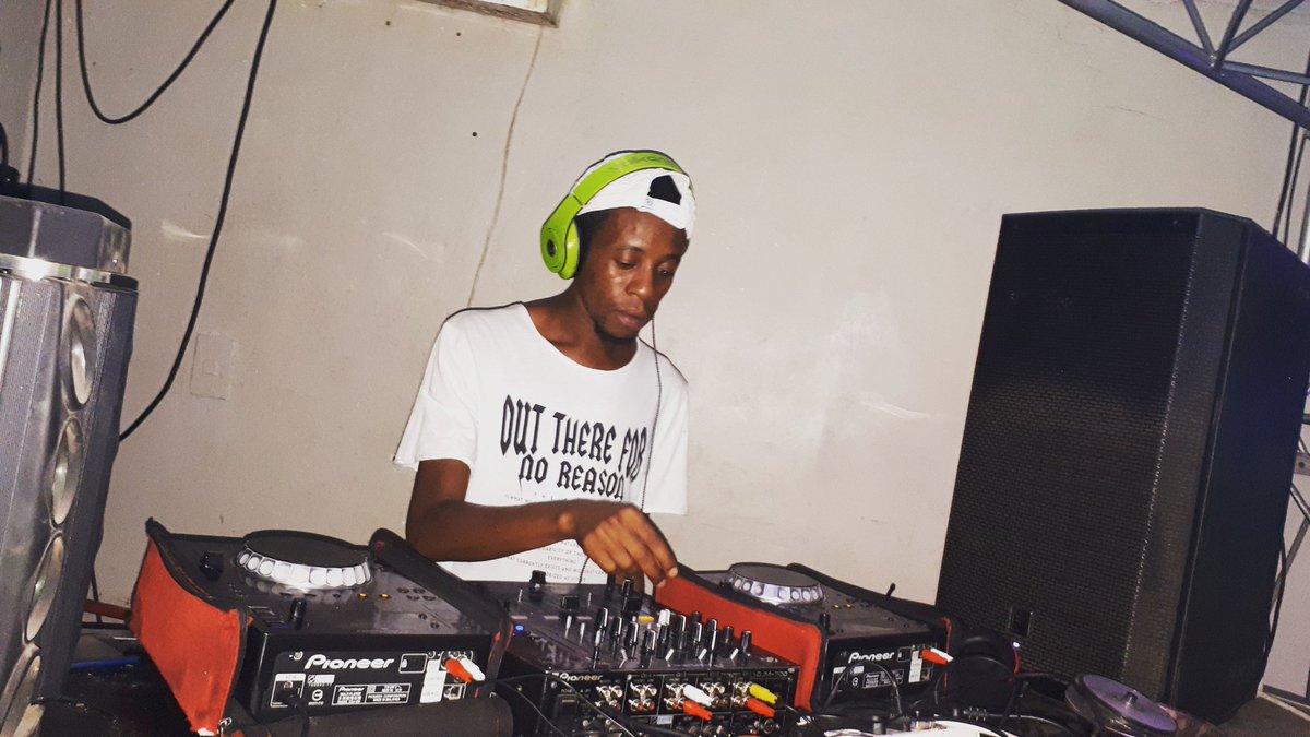 Paradise Deep House Movement (@pdhmusicsa) on Twitter photo It's super exciting to introduce to our fans Nothing but good music ALWAYS !!
The Selected Playlist Mixed By <a href="/RealJacksoul_SA/">♠️MrGoodMusicOrNothing👑</a> @ClubhouseBFN , Willows , Bloemfontein 0n the 04 of December 2019 ‼️
facebook.com/10588109419326…
#PDHvibes #ExpensiveMusic
#Life_Without_End ‼️ It's super exciting to introduce to our fans Nothing but good music ALWAYS !!
The Selected Playlist Mixed By <a href="/RealJacksoul_SA/">♠️MrGoodMusicOrNothing👑</a> @ClubhouseBFN , Willows , Bloemfontein 0n the 04 of December 2019 ‼️
facebook.com/10588109419326…
#PDHvibes #ExpensiveMusic
#Life_Without_End ‼️