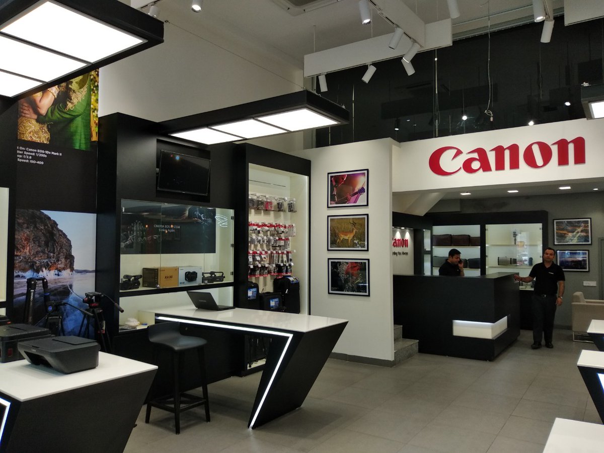 entasisglobal's tweet photo. Glimpse of canon store designed and executed by Entasis Global. - CP, Delhi
#EntasisGlobal #Technology #EAS #Design #Canon #ThursdayThoughts https://t.co/XHCrk7C6CR