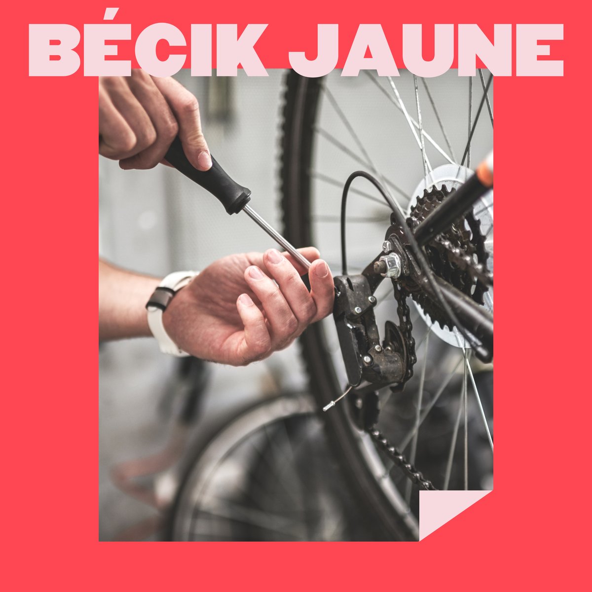 Depuis 2009, Bécik Jaune encourage le transport actif en rendant accessibles gratuitement des vélos en libre-service.